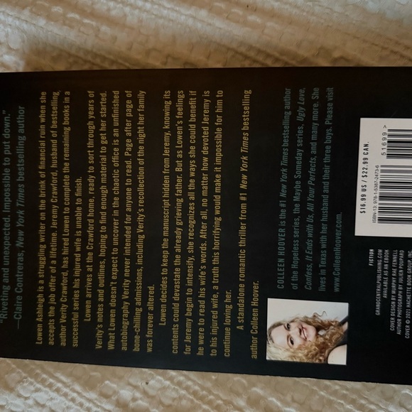 Verity by Colleen Hoover - Picture 4 of 4